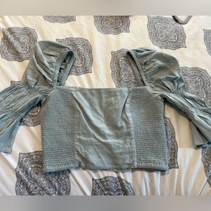 UO blue top size small